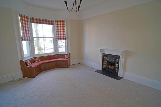 Photo 02
