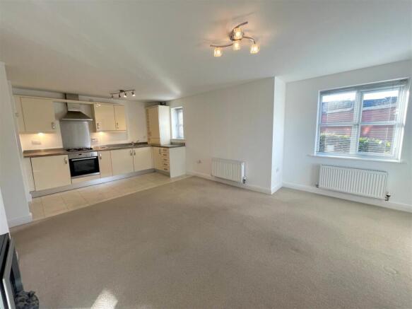 LOUNGE KITCHEN 3.jpg