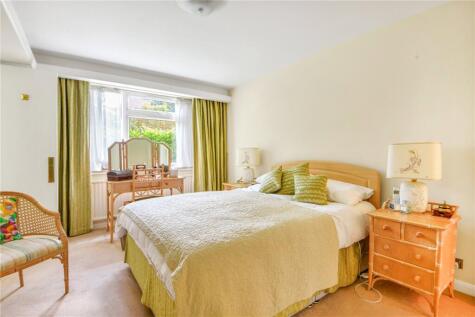 Hendon Lane, Finchley, N3