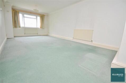 Cranmer Court, Wickliffe Avenue, Finchley, N3