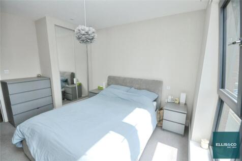 Nether Street, Finchley, N3