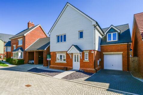 Lakeview Lane, Mytchett, Camberley, Surrey, GU16