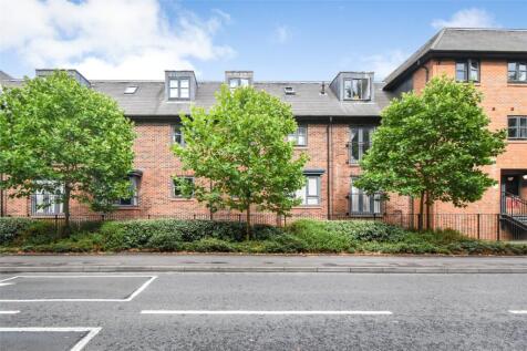 Carter Court, Hook, Hampshire, RG27