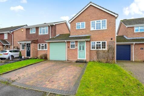 Oaktree Drive, Hook, Hampshire, RG27