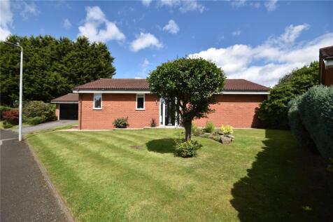 Bluestone Drive, Heaton Mersey, Stockport, SK4
