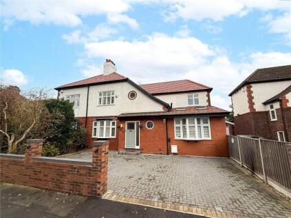 Parrs Wood Avenue, Didsbury, M20