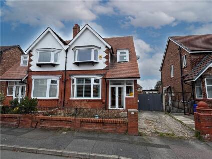 Burnside Drive, Burnage, M19