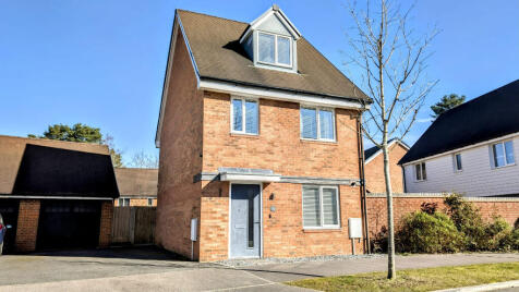 Chandler Drive, Bordon, Hampshire, GU35