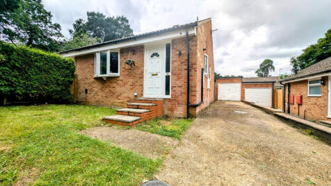 Dudley Close, Whitehill, Hampshire, GU35