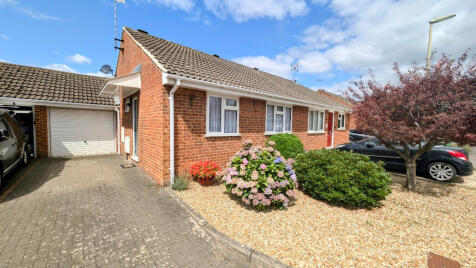 Lavender Gardens, Bordon, Hampshire, GU35