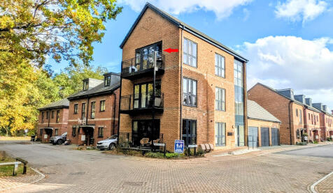 Russet Walk, Bordon, Hampshire, GU35