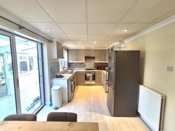 Kitchen / Diner