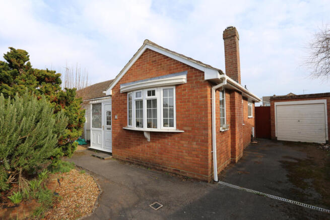3 Dundella Close