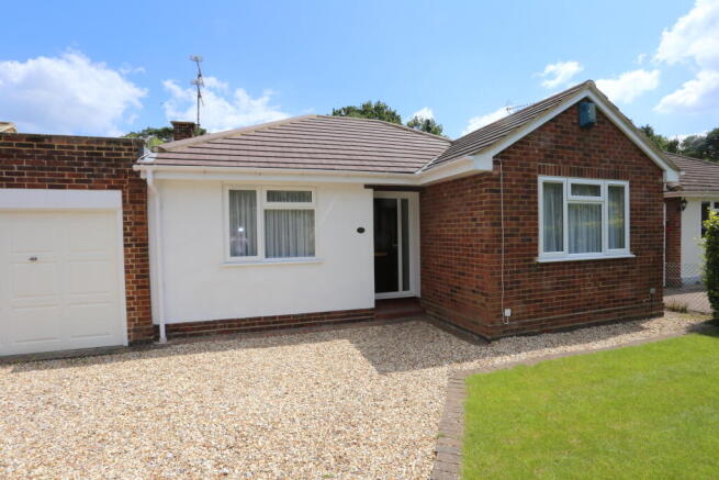 3 bedroom Detached Bungalow for rent