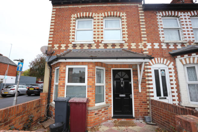 Ground floor flat to rent Prince Of Wales Avenue,