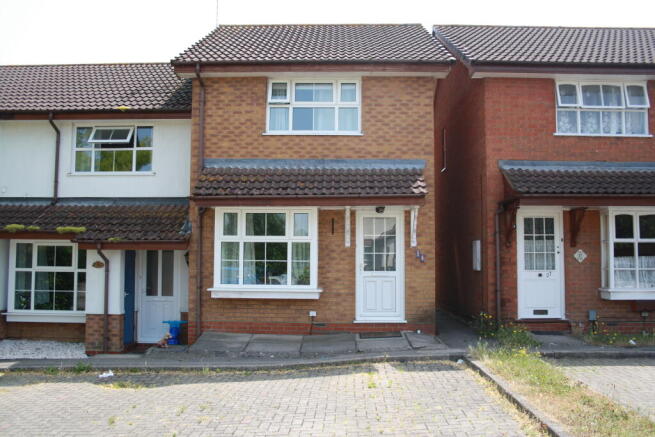 2 bedroom Detached for rent