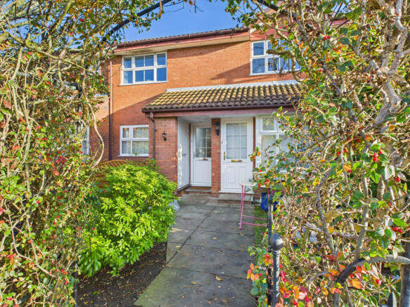 2 Bedroom First Floor Maisonette