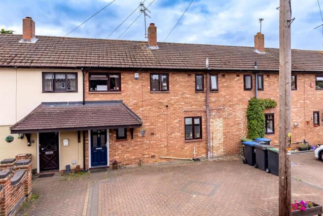 72 Beamish Close CM16 6JW (20).jpg