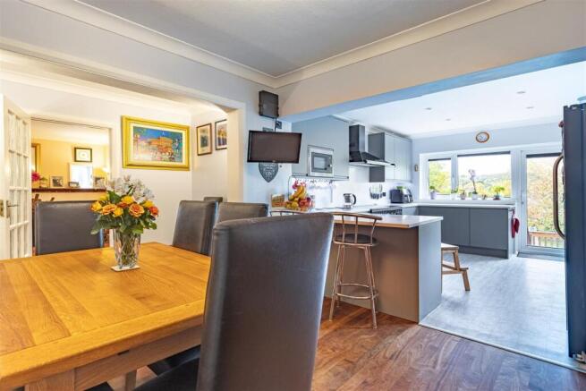 34, Blackacre Road (13).jpg