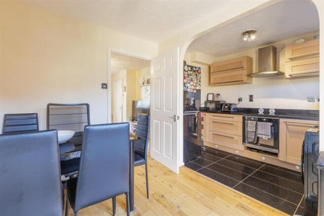 103, Davenport (7).jpg