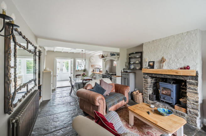 1356480-13-68cbff...