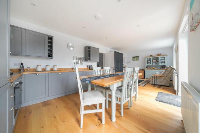 Kitchen / Dining Room
