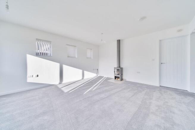 Lounge / Dining Room