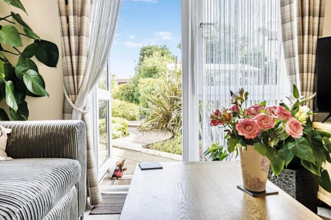 Living Room/ Dining Room