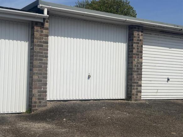Gardens & Garage