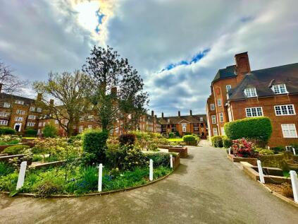 Hampstead Way, Hampstead Garden Suburb, London, NW11