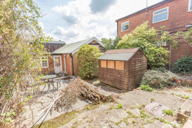 Detached self contained office building