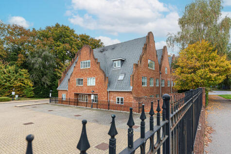 Paddock House, Burleigh Road, Ascot, Berks, SL5 8FG