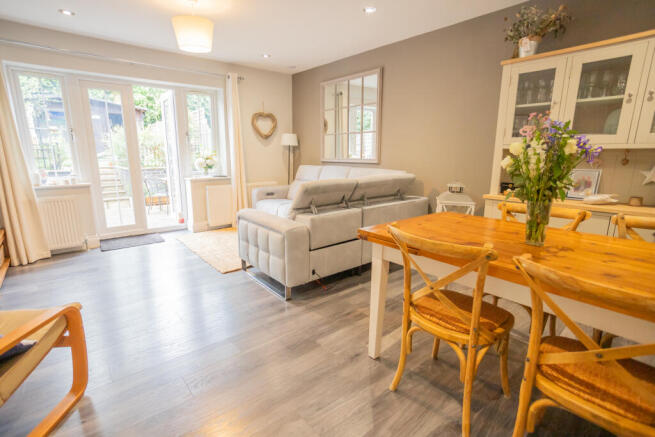 Living Room/Dining Room