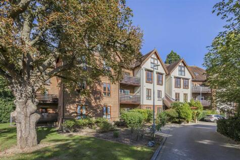 Ashbourne Gardens, Hertford