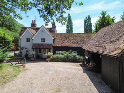 Hunsdon - Detached 5 Bedroom House with Ideal Equestion Facilities