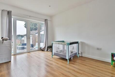 Golf Links Road, Hull, HU6 8RE