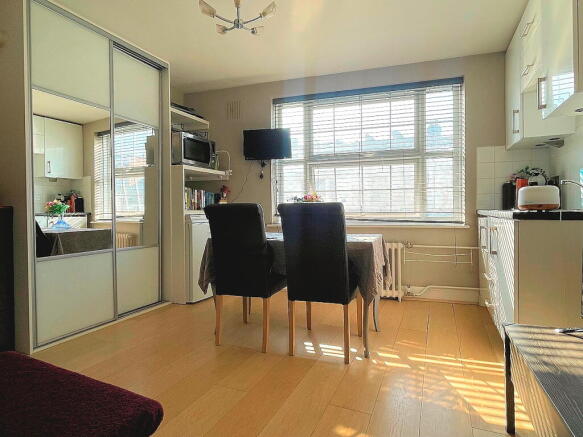 Studio Room