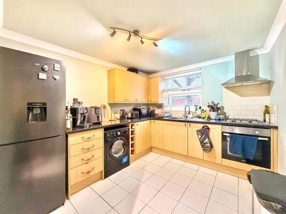 PHOTO-2025-11-14-10-41-34 (1).jpg