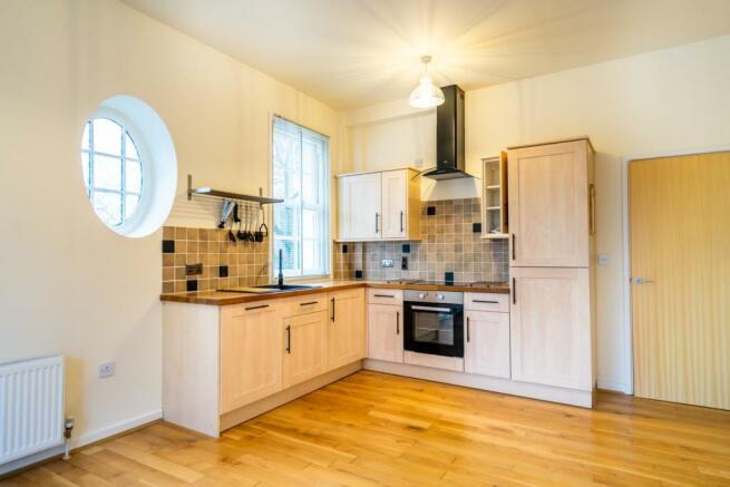 3 bedroom apartment  for sale York