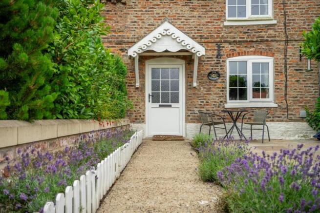 the cottage-7.jpg