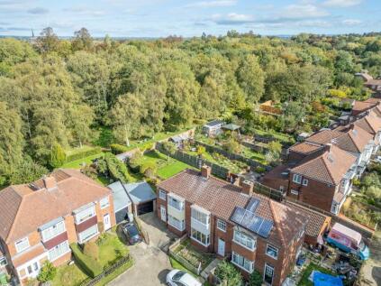 Edgeware Road, Fulford