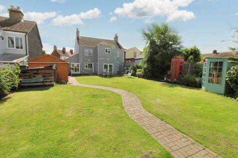 Great Yarmouth - 4 bedroom detached house for sale