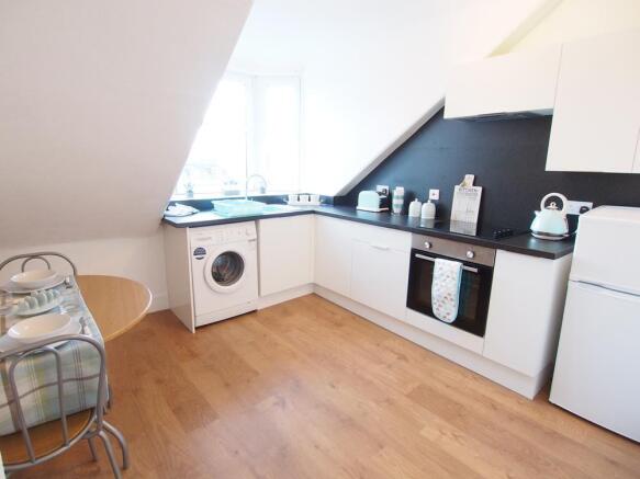 Lounge/Kitchen