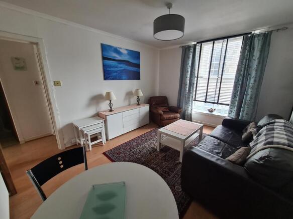 lounge 2