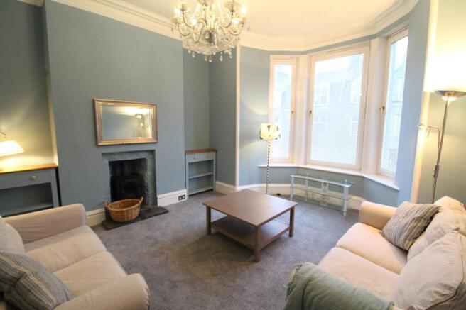 Lounge 4