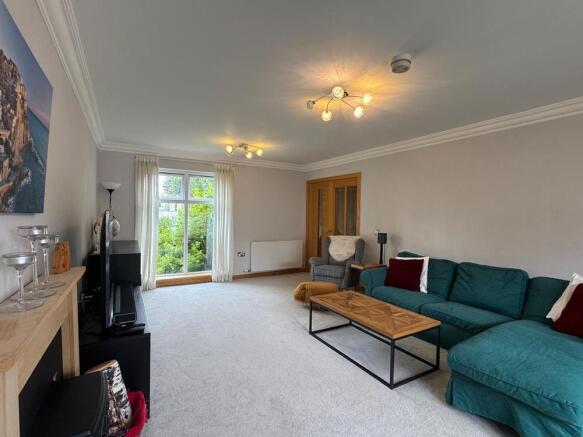 Lounge 2
