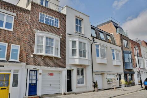 Old Portsmouth - 3 bedroom town house for sale