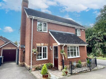 Luxford Place, Sawbridgeworth, CM21