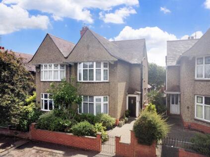 The Drive, Phippsville, Northampton NN1