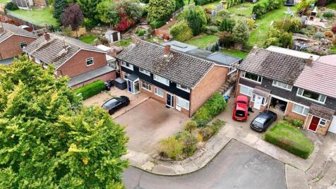 Bankside, Links View, Northampton NN2